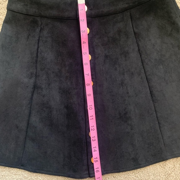 A-Line Button Up Skirt - Picture 5 of 5